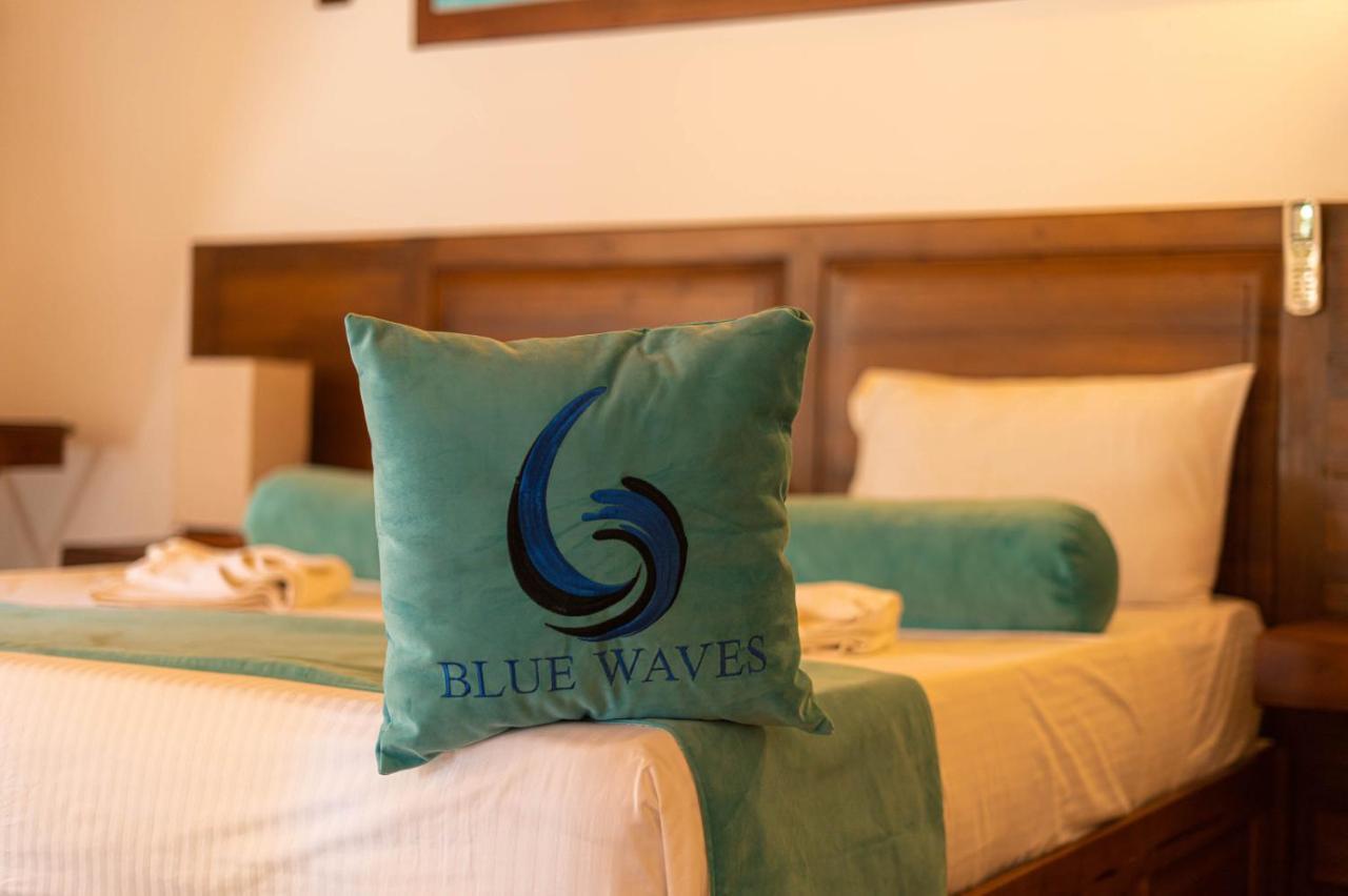 Blue Waves Kite Surfing Beach Resort Калпития Экстерьер фото